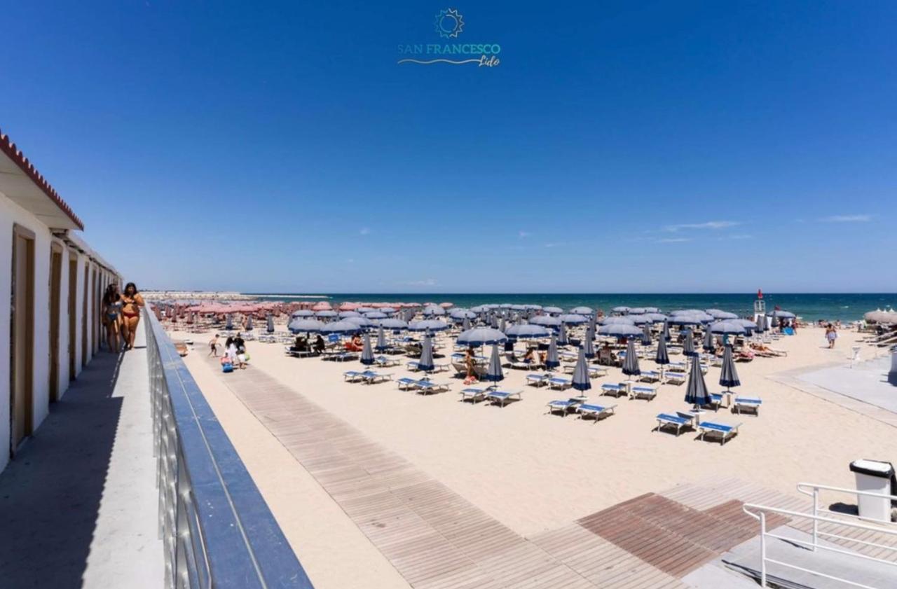 Adriatico HomeMare-Fiera-Centro Bari Exterior photo
